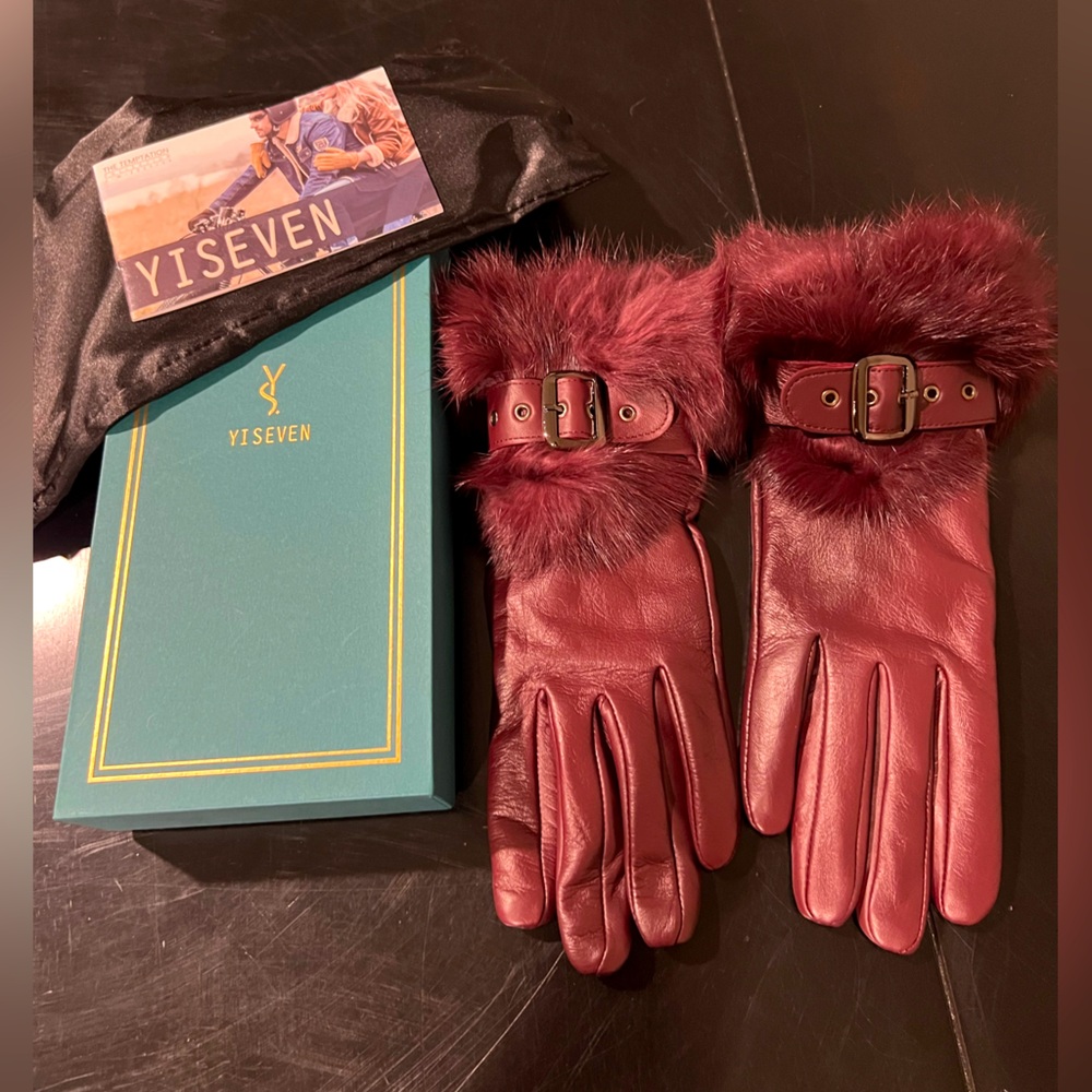 Yiseven leather gloves.